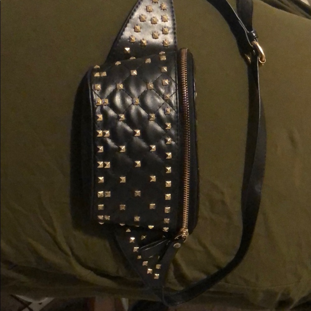 Fanny pack